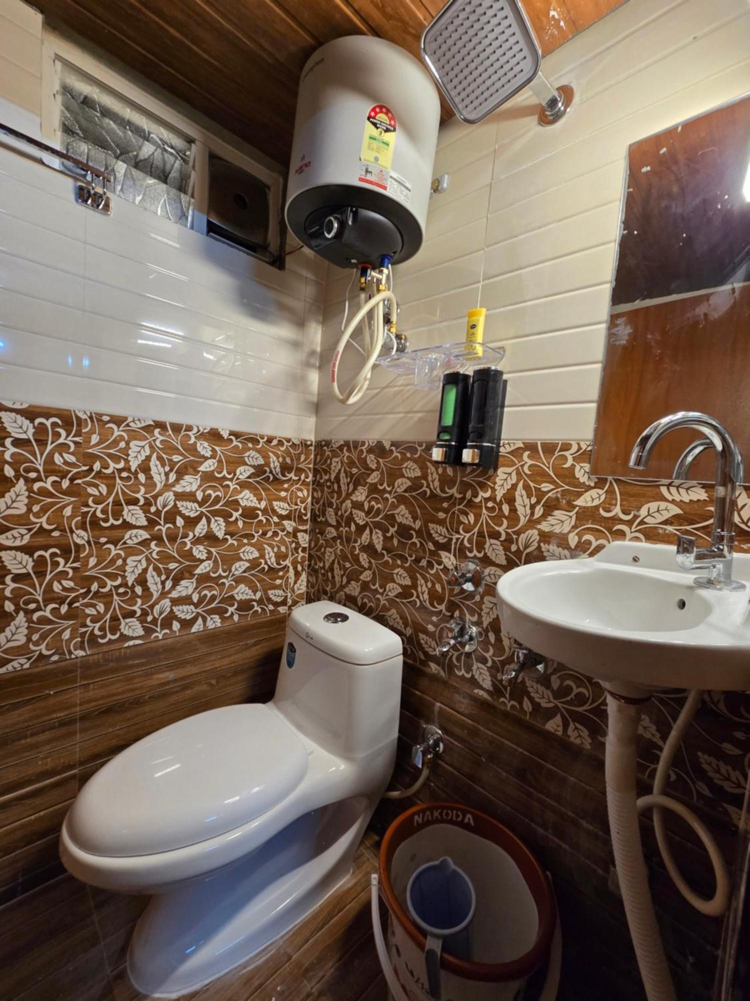 Barla'S Home Stay Shamshabad Bagian luar foto