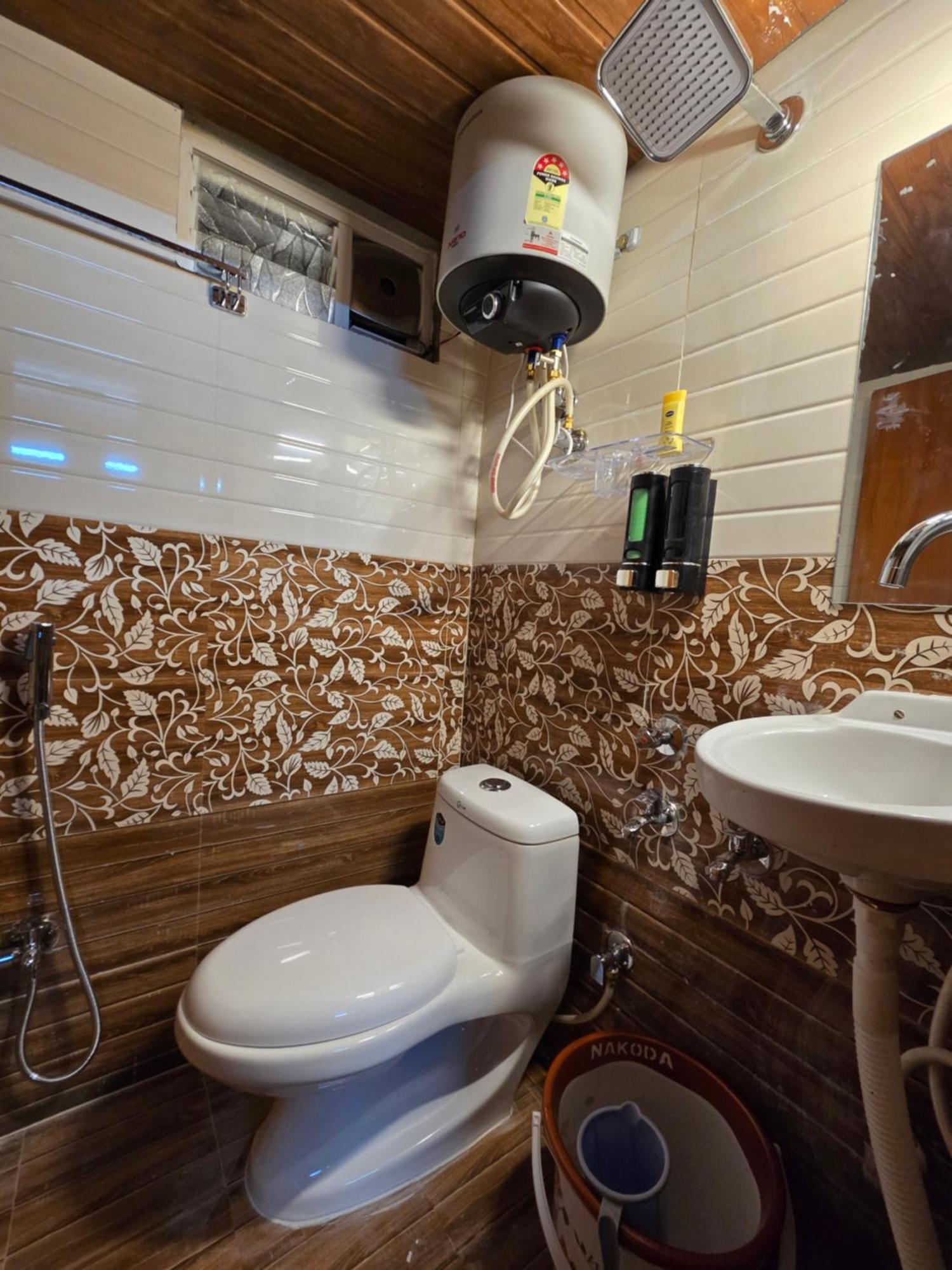 Barla'S Home Stay Shamshabad Bagian luar foto